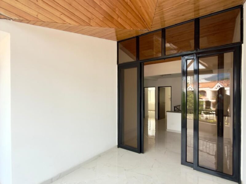 ¡CASA EN CONJUNTO CERRADO CON PISCINA, ZONAS VERDES EN FUSAGASUGÁ!