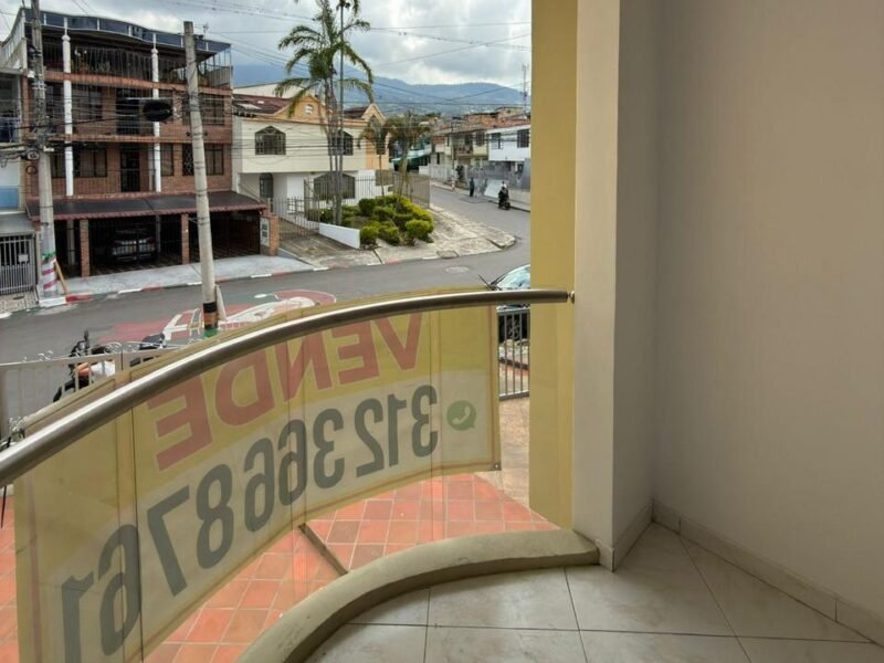 ¡CASA EN FUSAGASUGÁ 4 HABITACIONES CON BAÑO PRIVADO + PARQUEADERO AMPLIO! 🚗🏍️📈