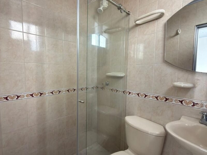 ¡CASA EN FUSAGASUGÁ 4 HABITACIONES CON BAÑO PRIVADO + PARQUEADERO AMPLIO! 🚗🏍️📈