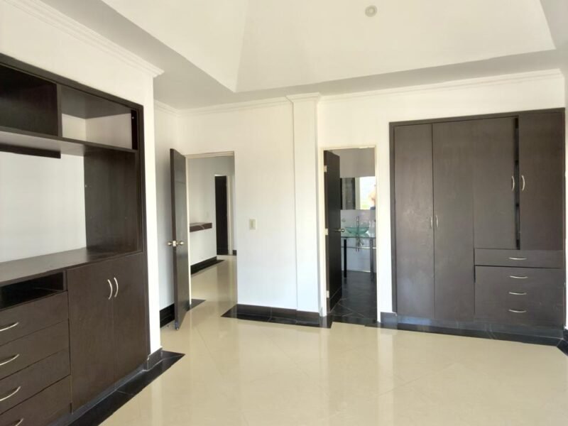 ¡APARTAMENTO DE 128 m² + 4 HABITACIONES + PARQUEADERO Y DEPÓSITO EN FUSAGASUGÁ!